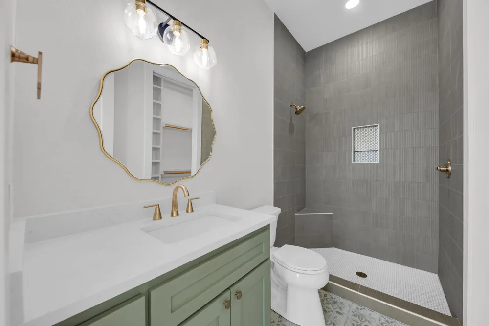 101 Silver Way Horseshoe Bay, TX 78657