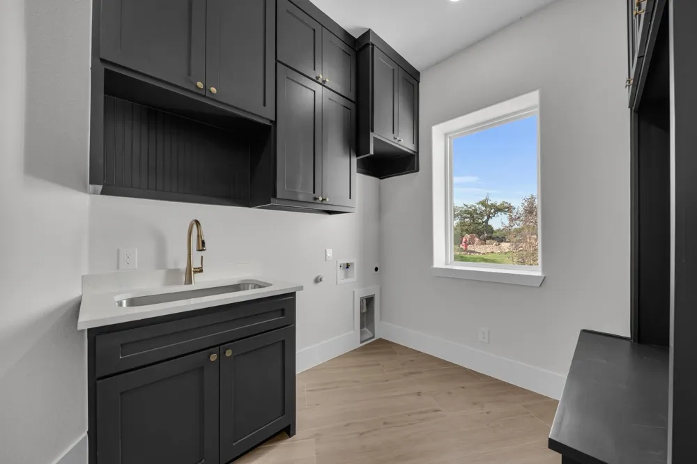 101 Silver Way Horseshoe Bay, TX 78657