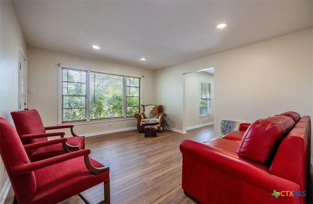211 W Long Street Elm Mott, TX 76640