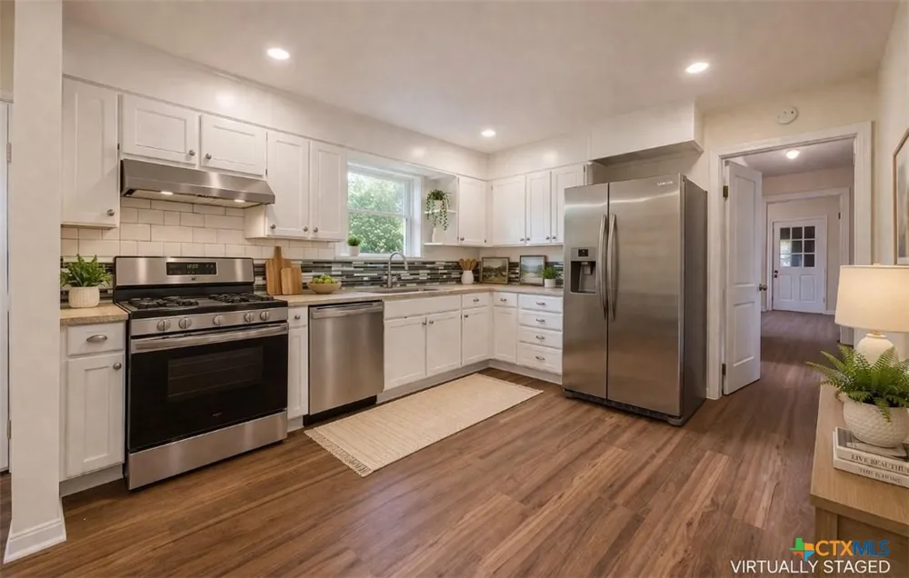 211 W Long Street Elm Mott, TX 76640