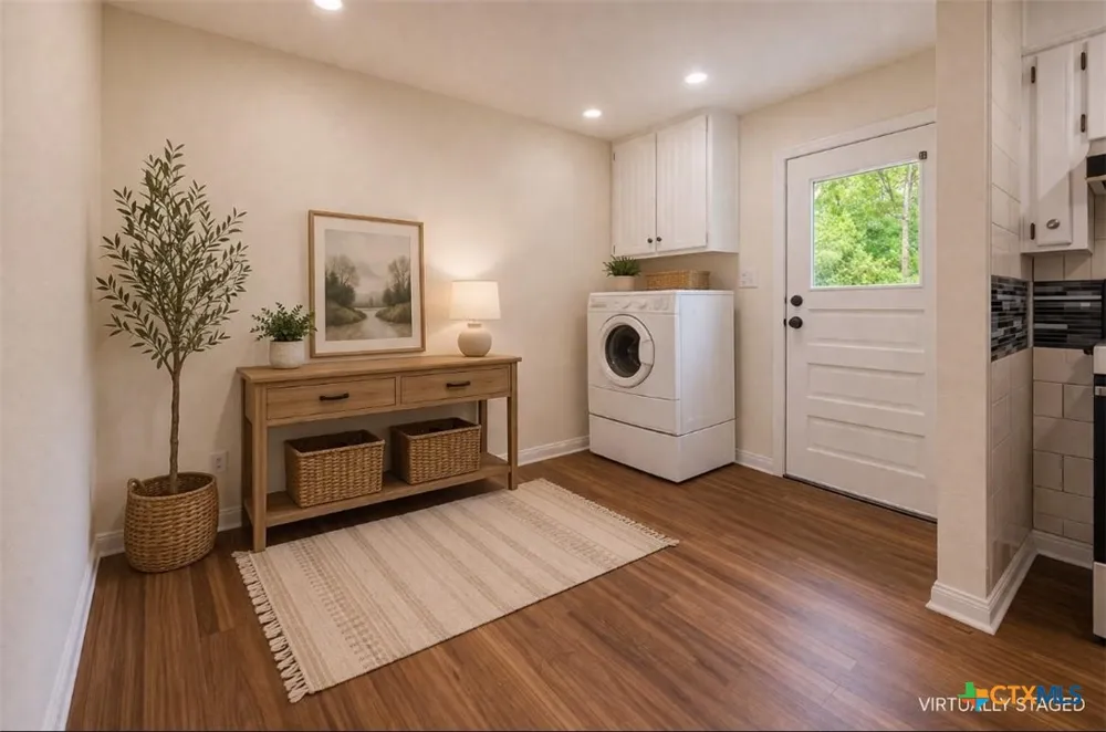 211 W Long Street Elm Mott, TX 76640