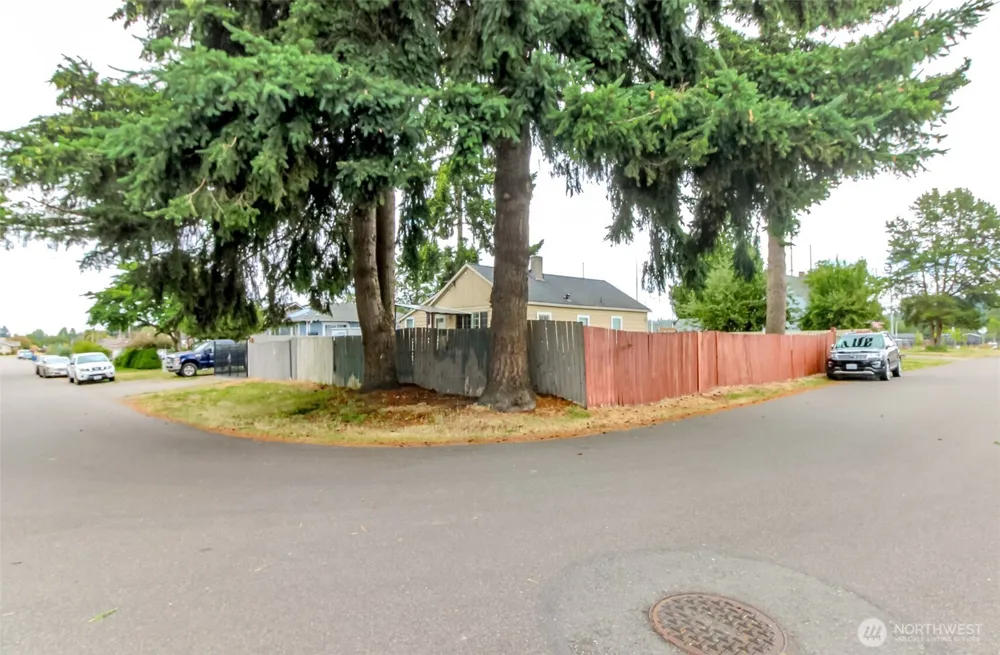 1826 G STREET SE Auburn, WA 98002