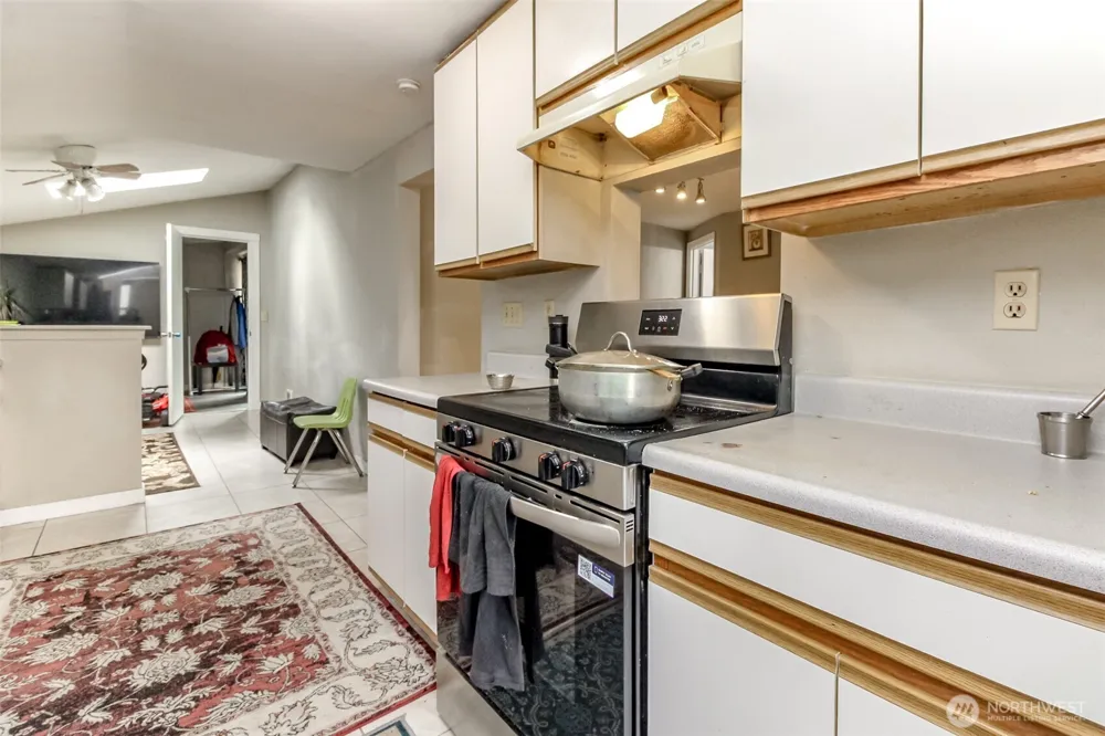 1826 G STREET SE Auburn, WA 98002