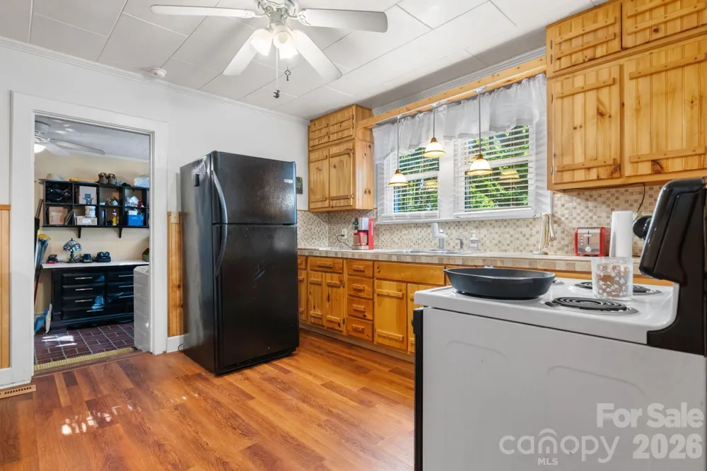 509 Westview Street SW Lenoir, NC 28645