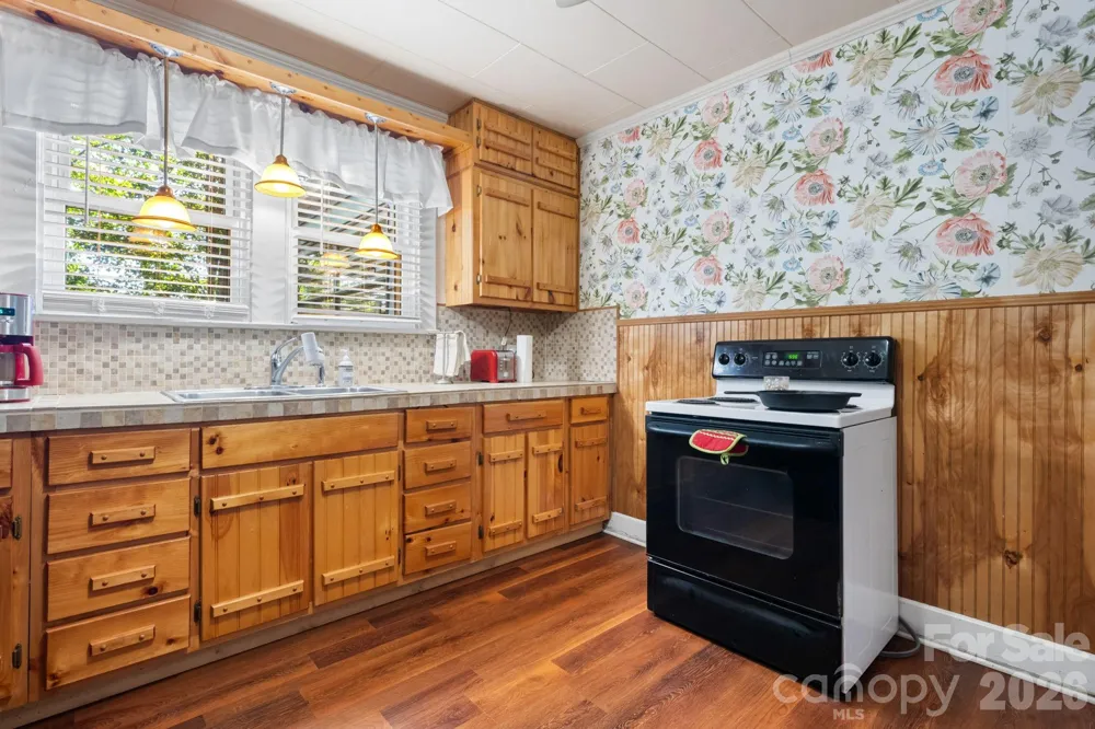 509 Westview Street SW Lenoir, NC 28645