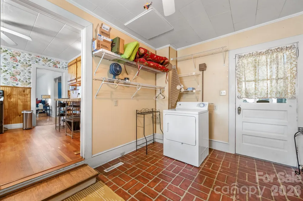 509 Westview Street SW Lenoir, NC 28645