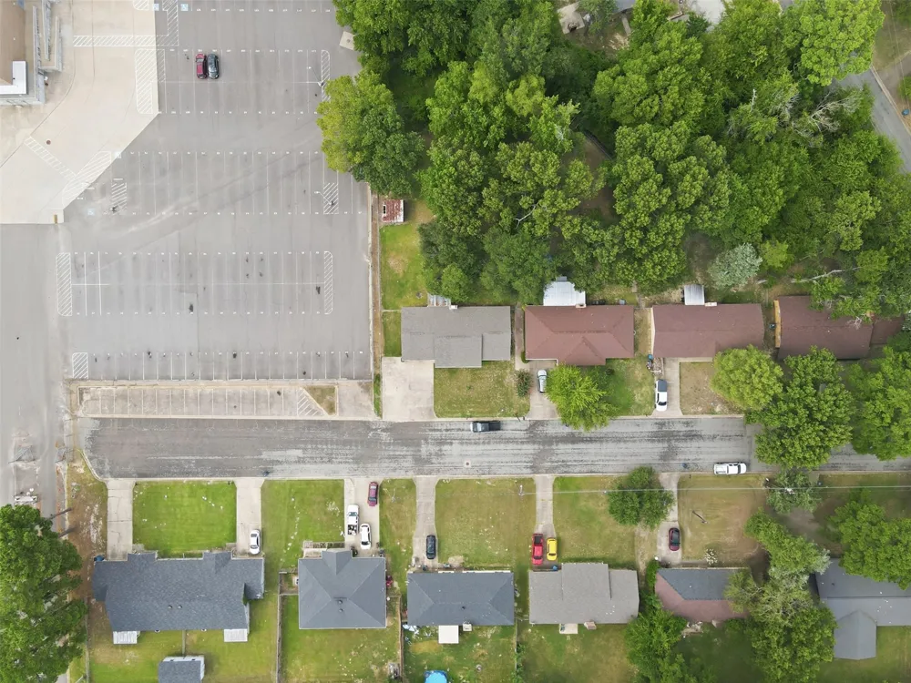 108 Brenda Dr. Mt Pleasant, TX 75455