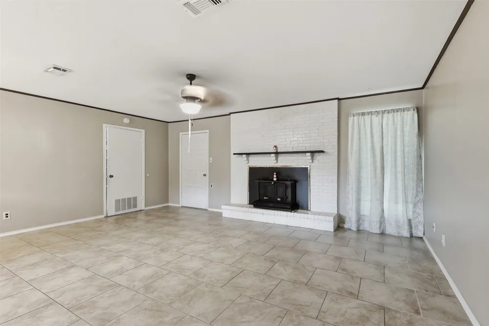 108 Brenda Dr. Mt Pleasant, TX 75455