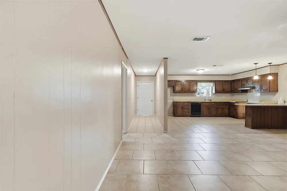 108 Brenda Dr. Mt Pleasant, TX 75455