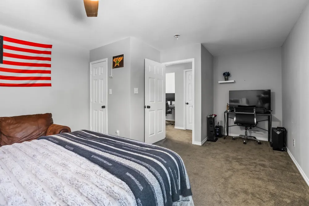 2316 Hummingbird Trail Grapevine, TX 76051
