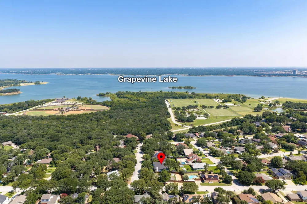 2316 Hummingbird Trail Grapevine, TX 76051