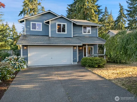 130 E Warbler Court