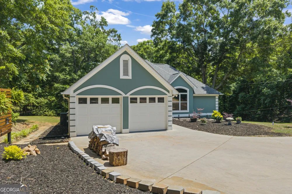 546 Old Beacon Light RD Hartwell, GA 30643