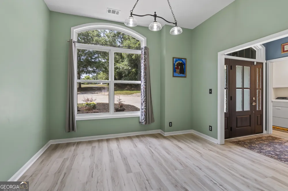 546 Old Beacon Light RD Hartwell, GA 30643