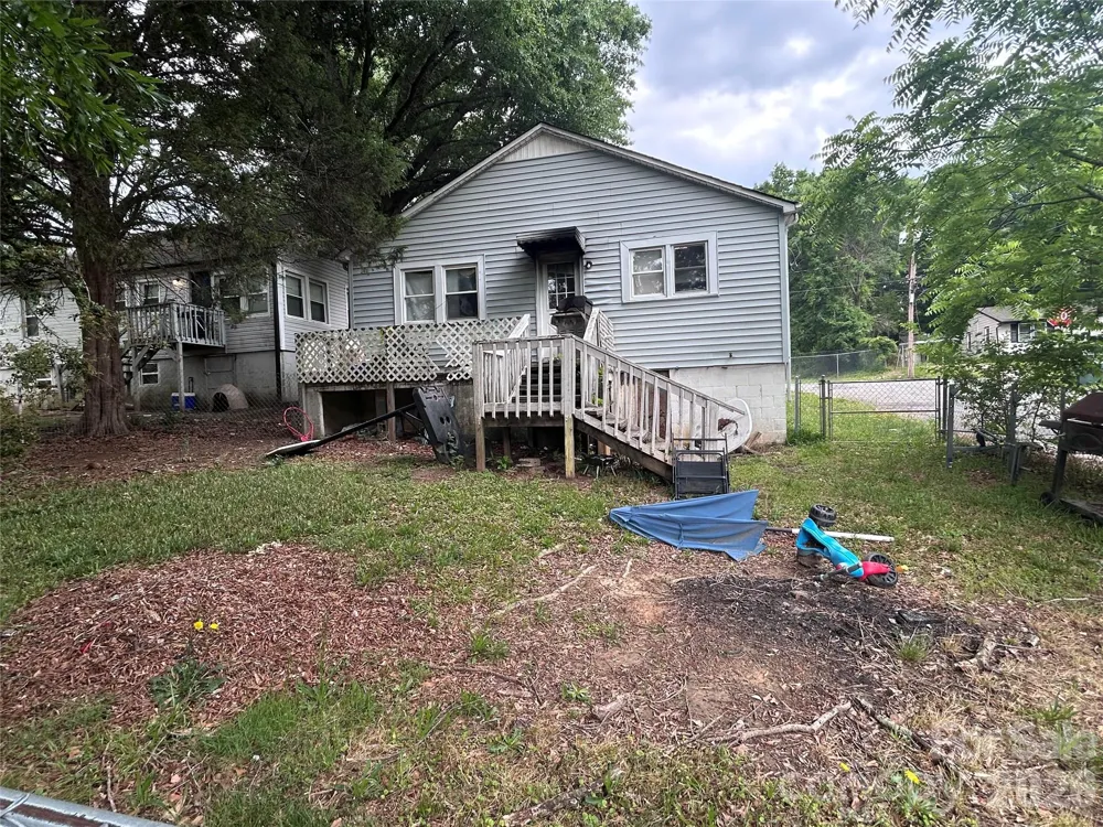 317 S Yates Street Gastonia, NC 28052