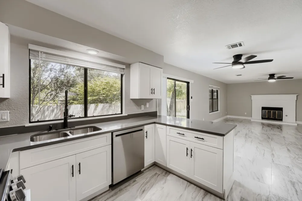 1612 Hermitage Drive Round Rock, TX 78681