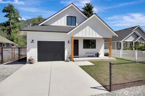 716 Givens      Lot 34&35 Avenue