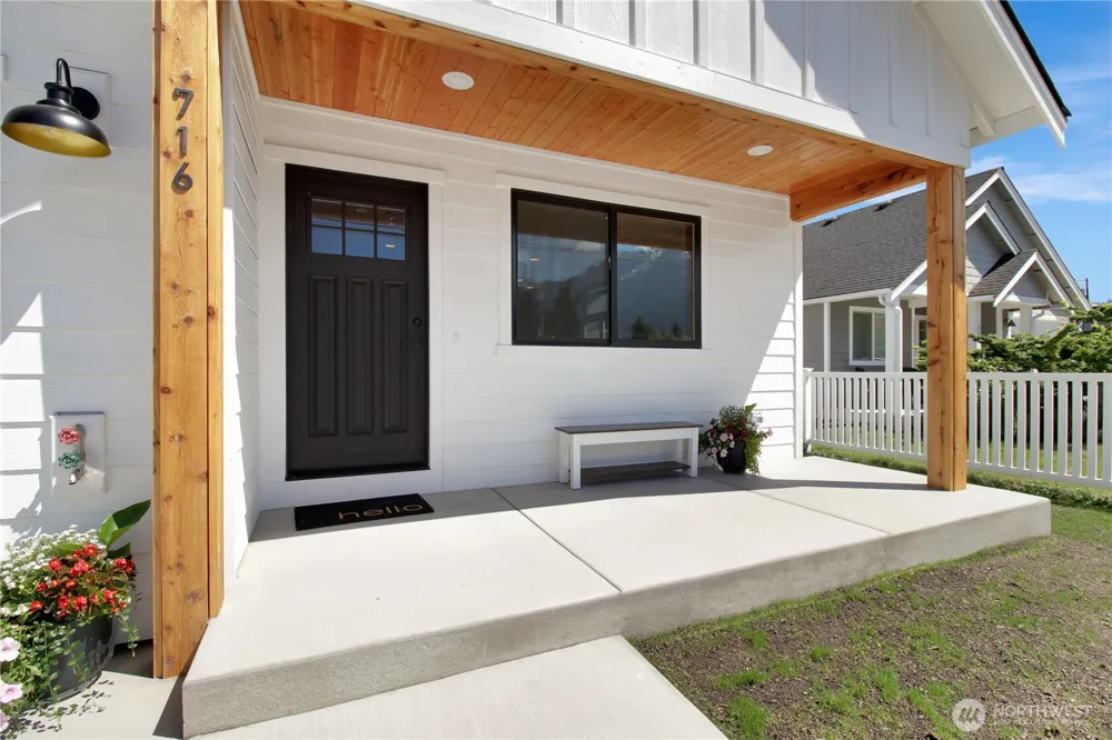 716 Givens      Lot 34&35 Avenue Darrington, WA 98241