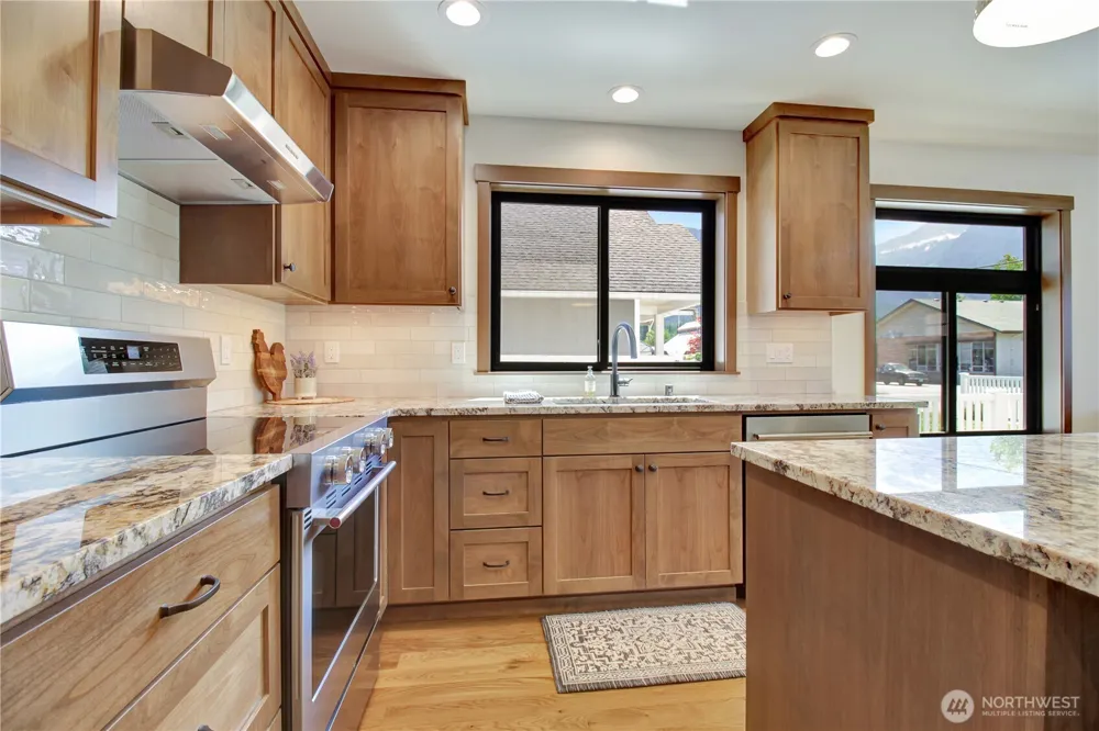 716 Givens      Lot 34&35 Avenue Darrington, WA 98241