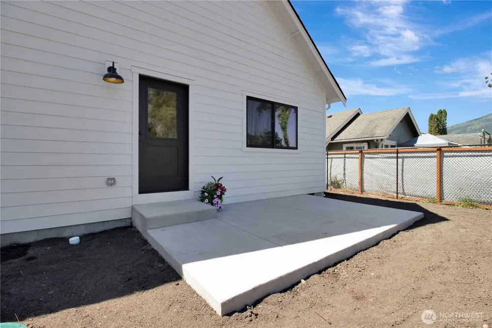 716 Givens      Lot 34&35 Avenue Darrington, WA 98241