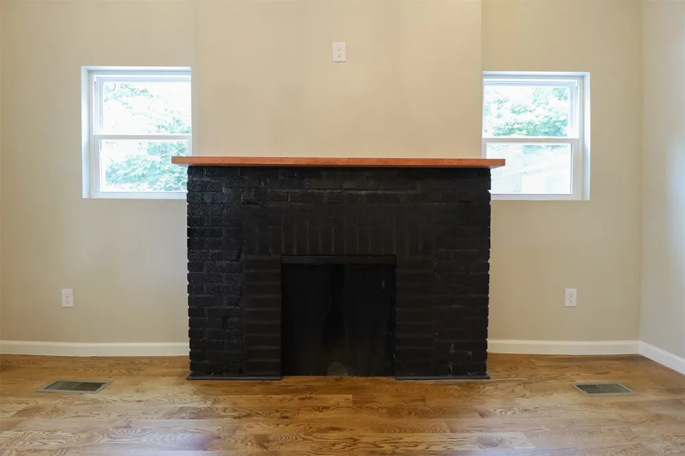 1516 W School Street Claremore, OK 74017