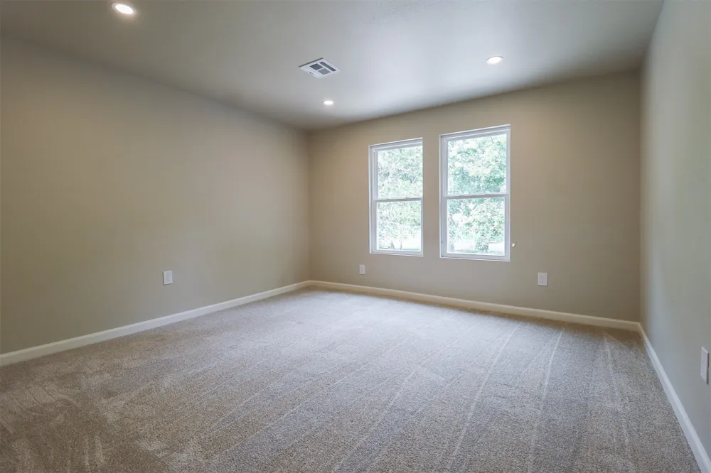 1516 W School Street Claremore, OK 74017