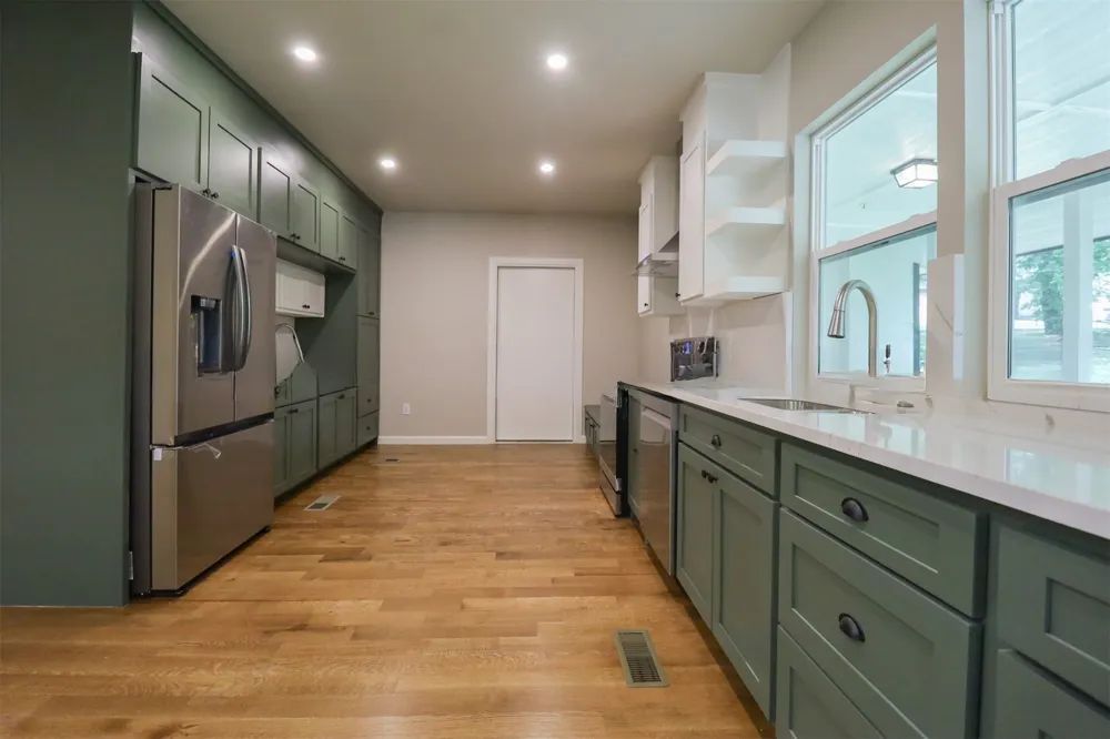 1516 W School Street Claremore, OK 74017