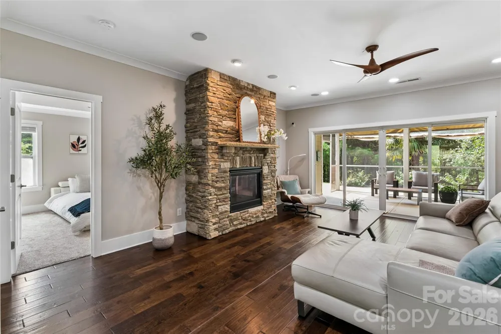 10177 Lakeshore Drive Lancaster, SC 29720
