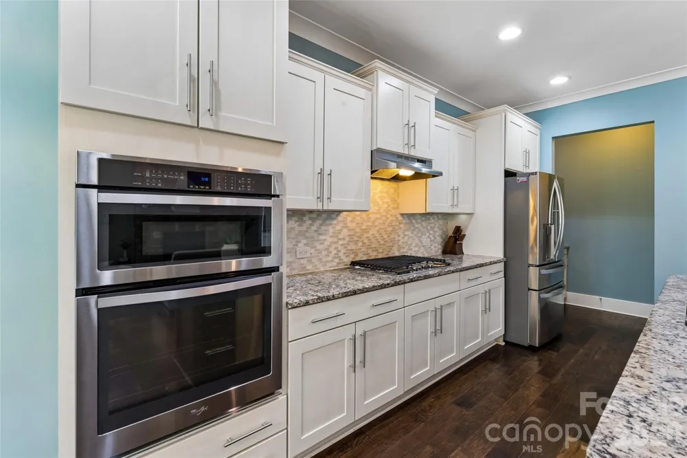10177 Lakeshore Drive Lancaster, SC 29720