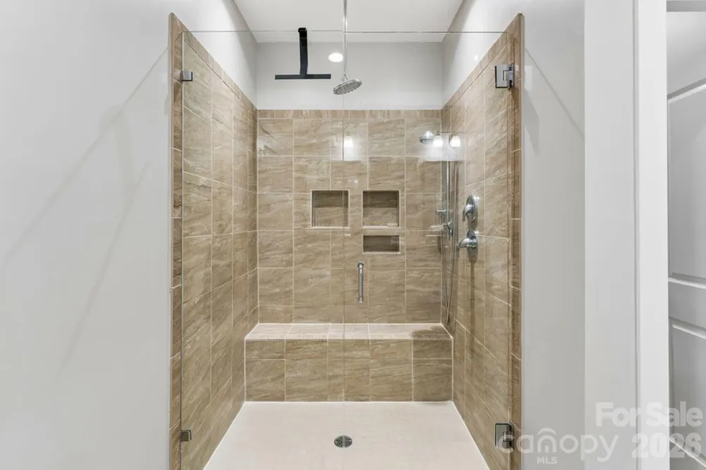10177 Lakeshore Drive Lancaster, SC 29720