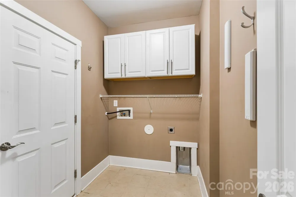 10177 Lakeshore Drive Lancaster, SC 29720