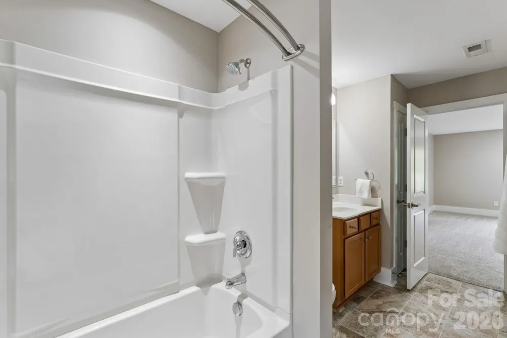 10177 Lakeshore Drive Lancaster, SC 29720