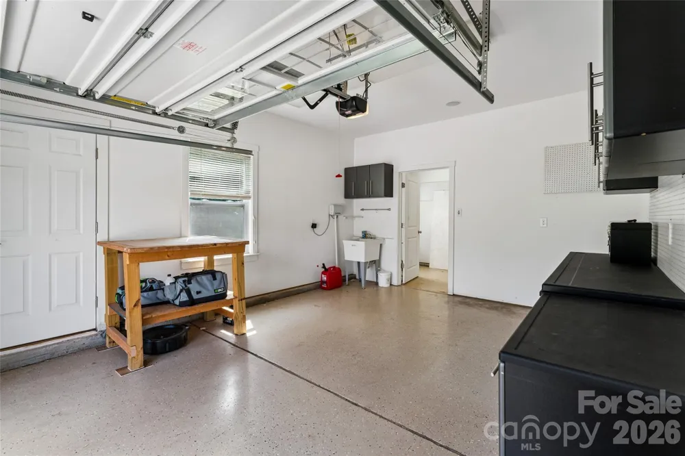 10177 Lakeshore Drive Lancaster, SC 29720