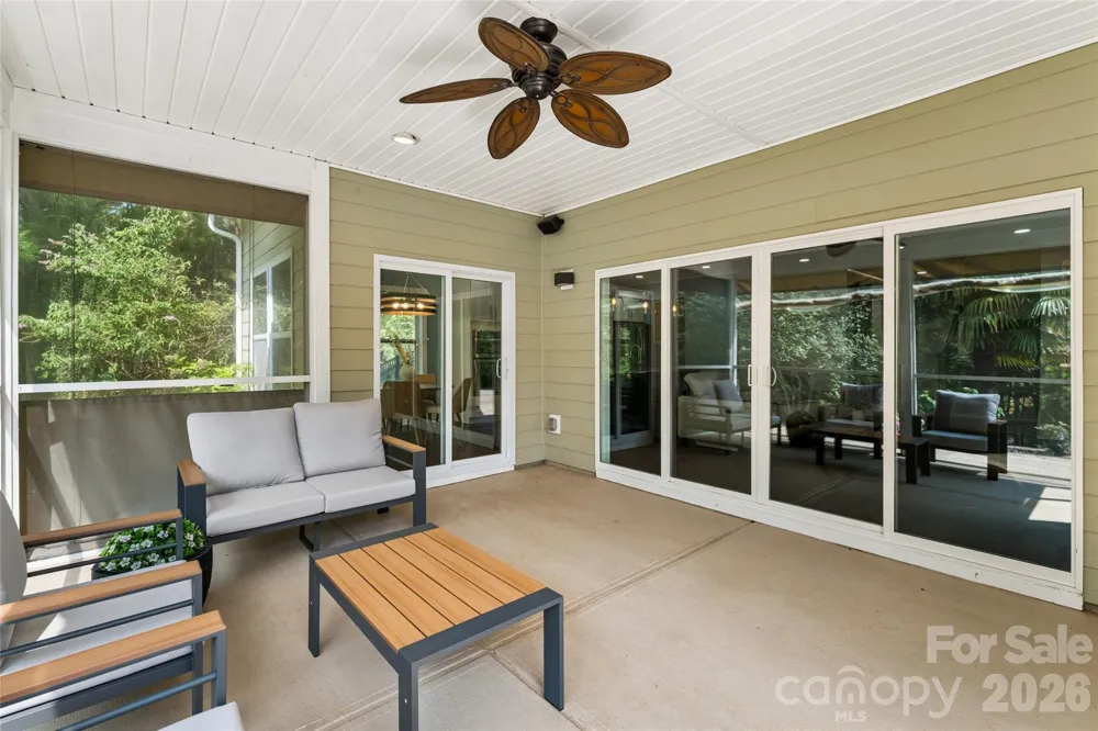 10177 Lakeshore Drive Lancaster, SC 29720