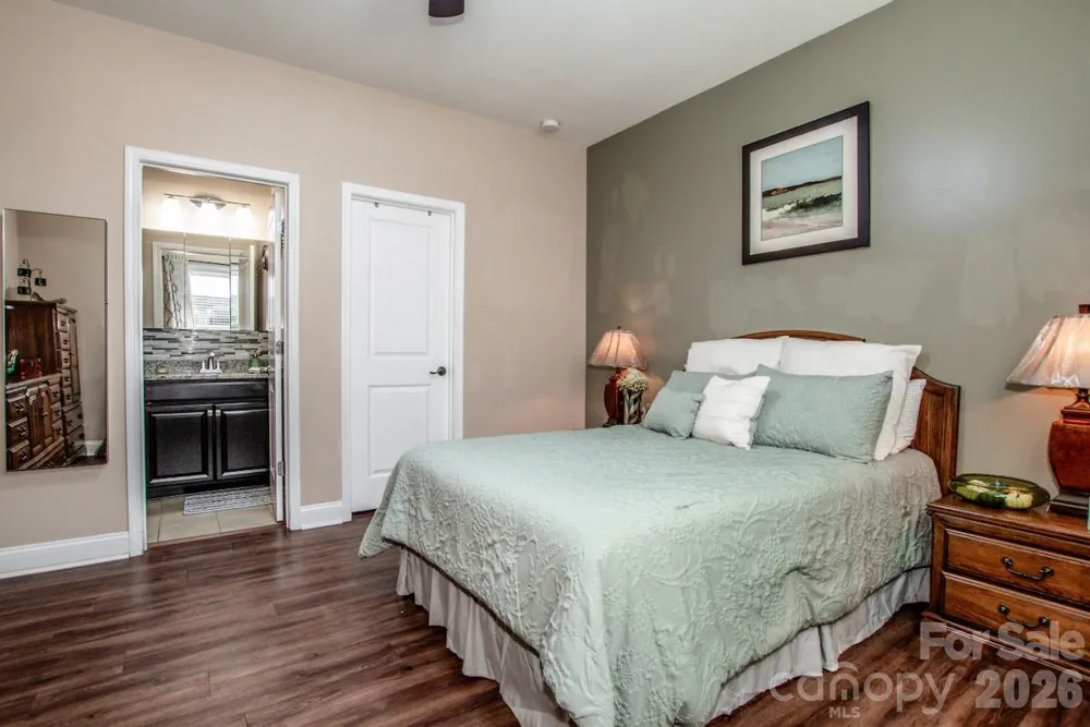 158 Eagles Landing Drive Mooresville, NC 28117