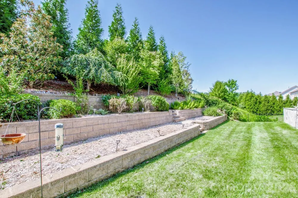 158 Eagles Landing Drive Mooresville, NC 28117