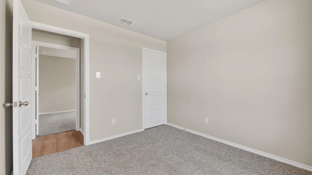 176 PINEHURST DRIVE Boyd, TX 76023