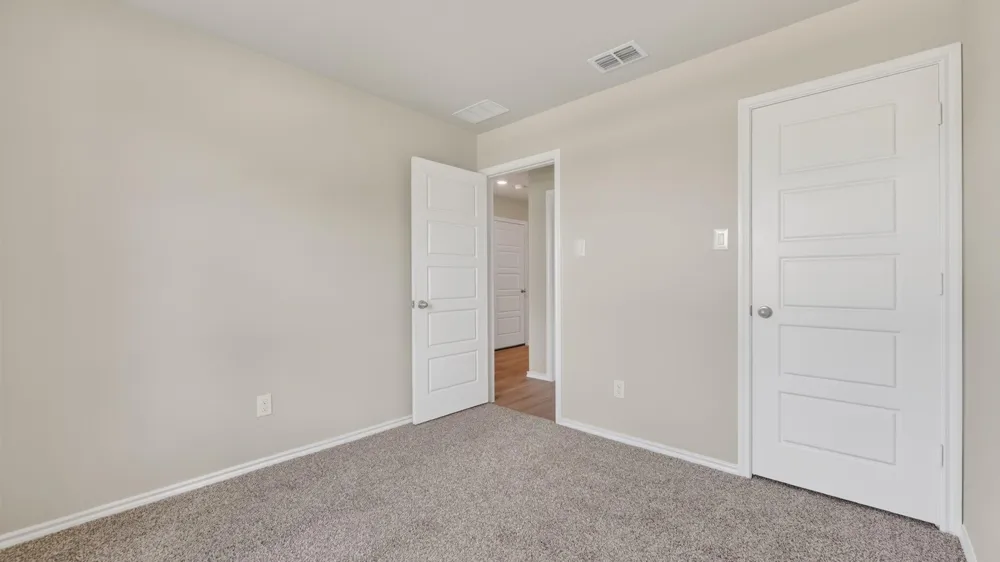 176 PINEHURST DRIVE Boyd, TX 76023