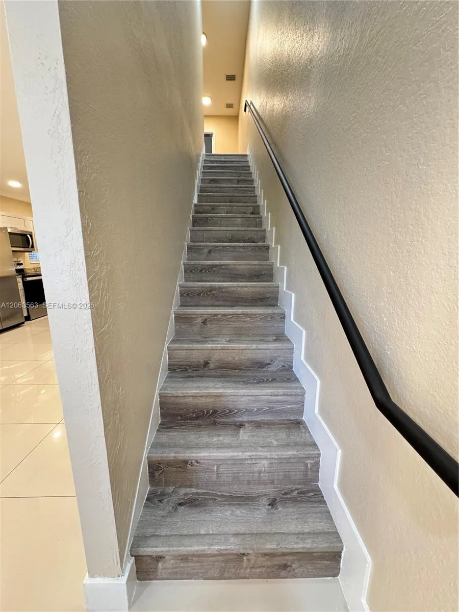 1770 NW 55th St #1 Miami, FL 33142