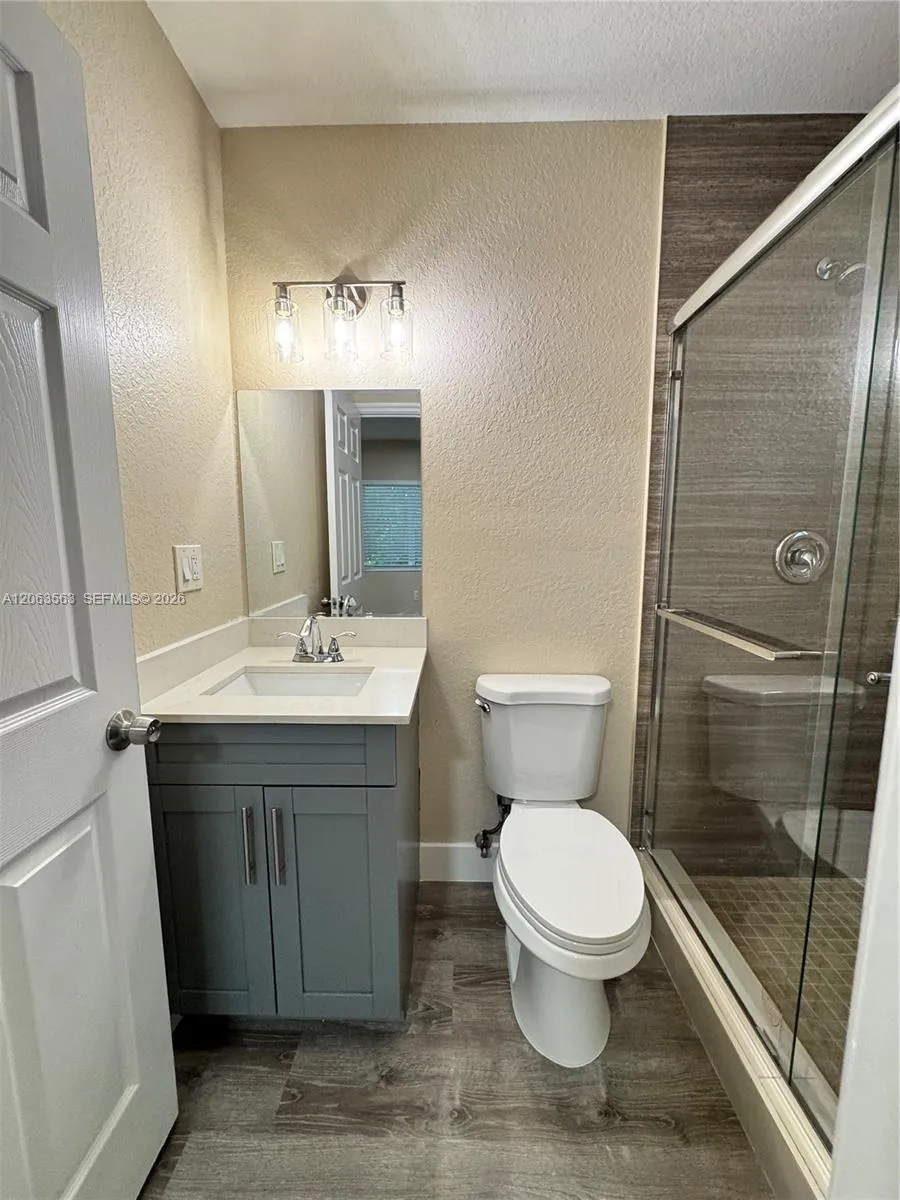 1770 NW 55th St #1 Miami, FL 33142