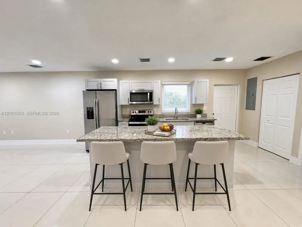 1770 NW 55th St #1 Miami, FL 33142