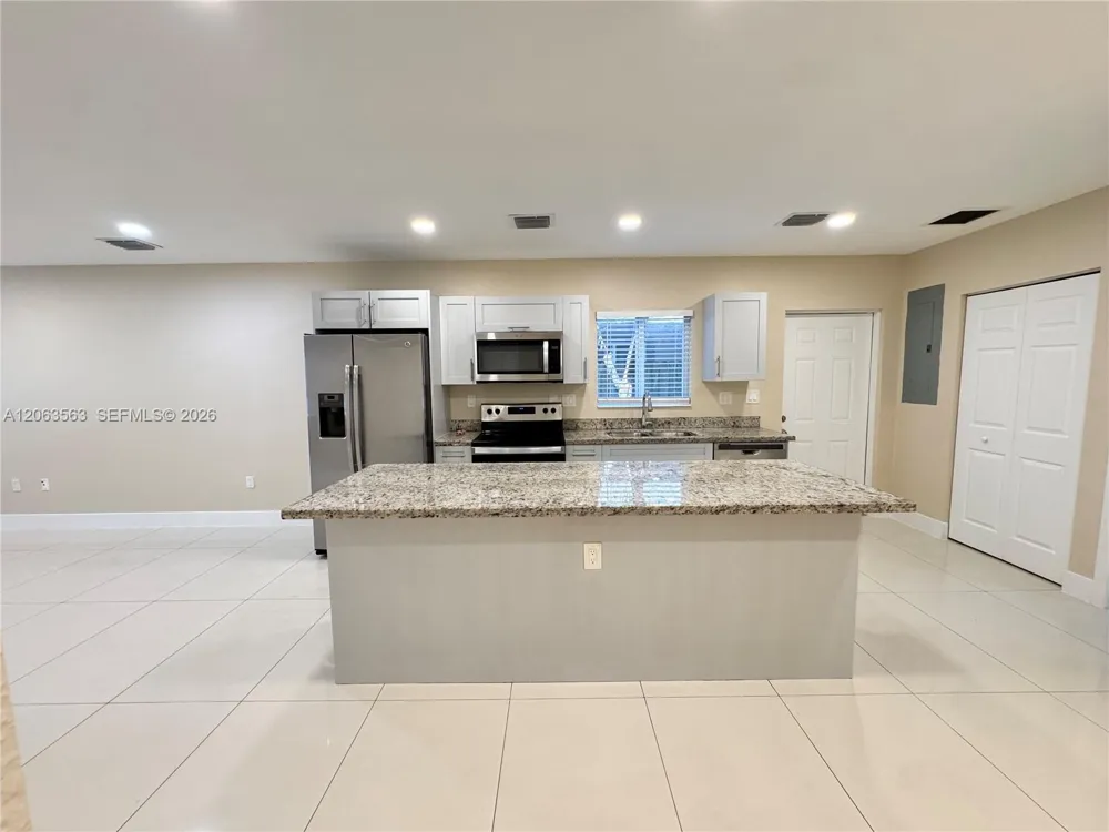 1770 NW 55th St #1 Miami, FL 33142