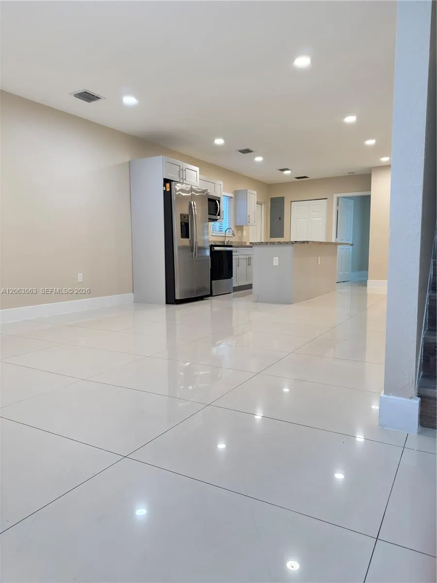 1770 NW 55th St #1 Miami, FL 33142