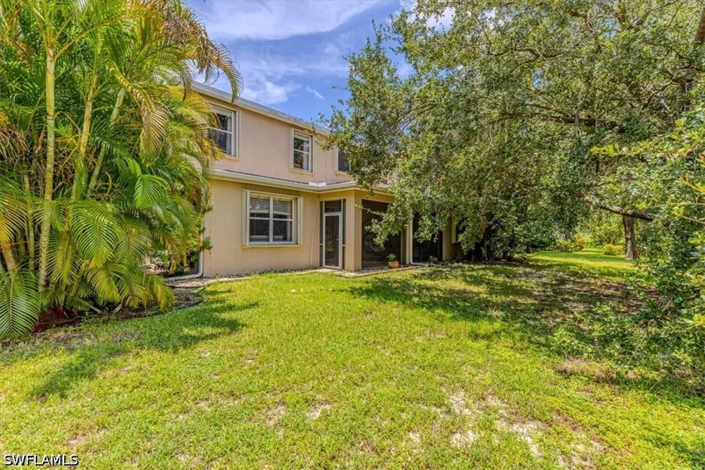 Burnt Pine Drive Naples, FL 34119