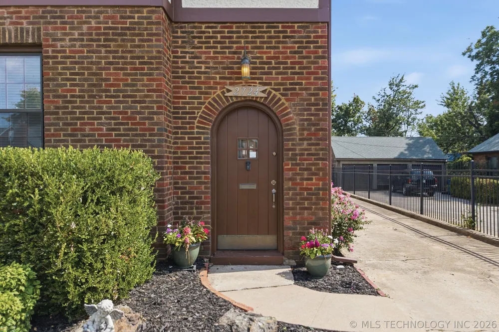 2724 E 14th Street Tulsa, OK 74104