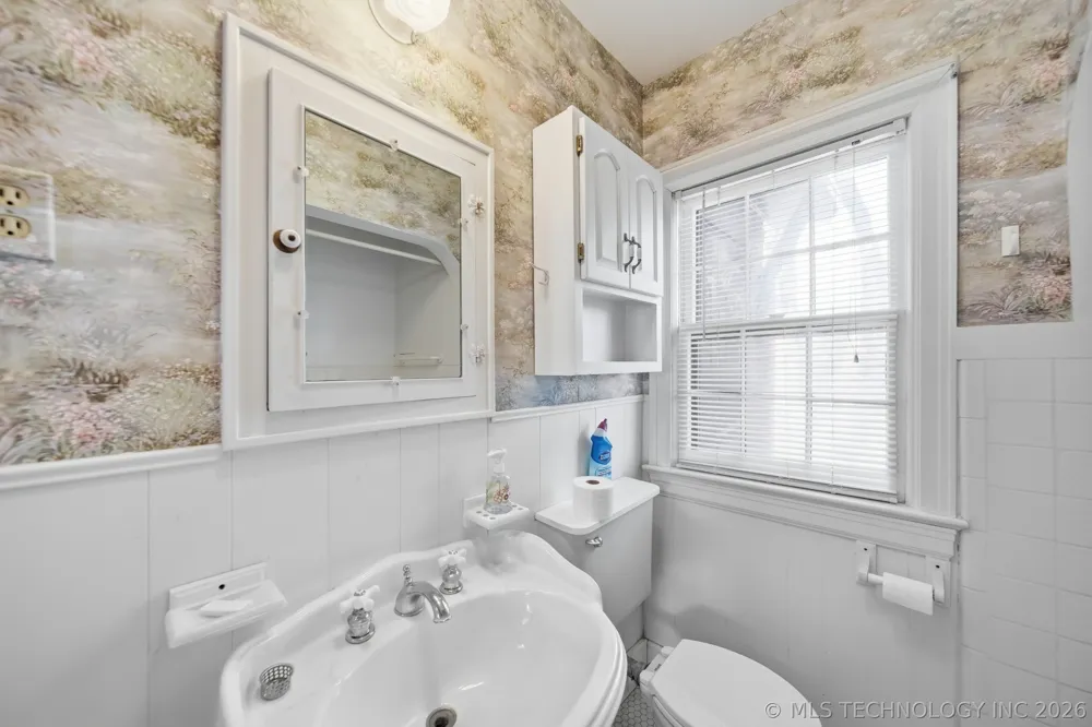 2724 E 14th Street Tulsa, OK 74104