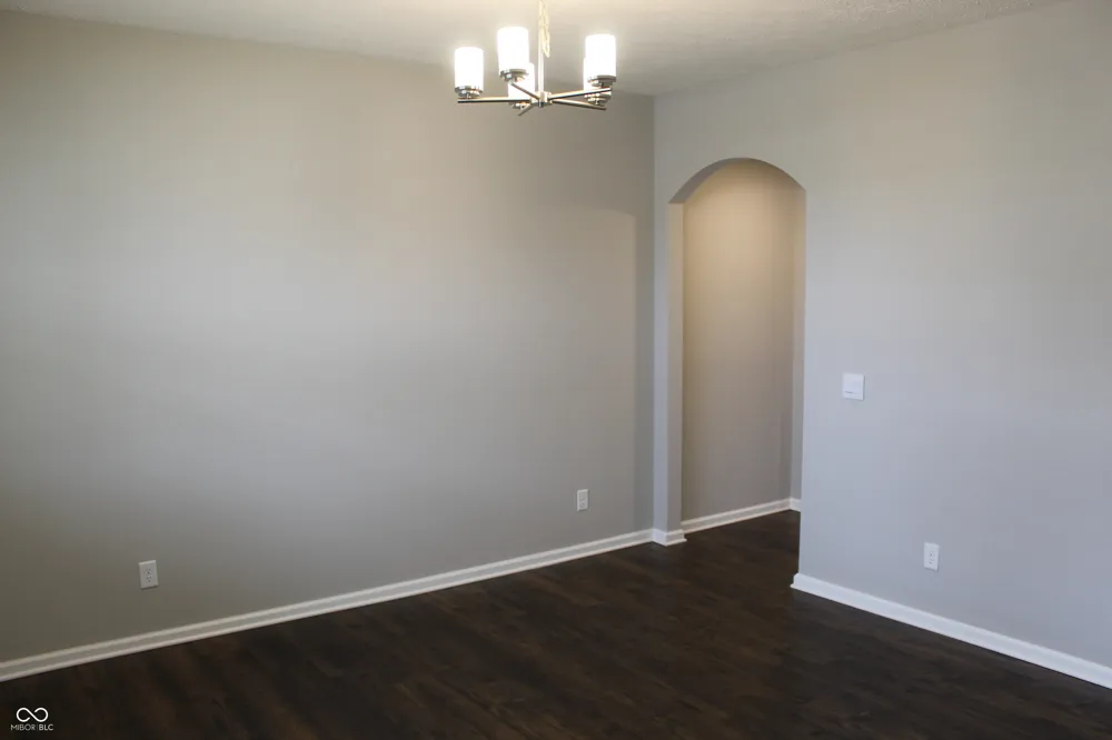 2360 Oakmont Drive Plainfield, IN 46168
