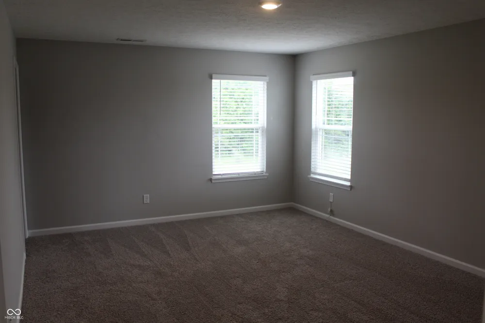 2360 Oakmont Drive Plainfield, IN 46168
