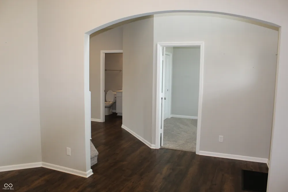 2360 Oakmont Drive Plainfield, IN 46168