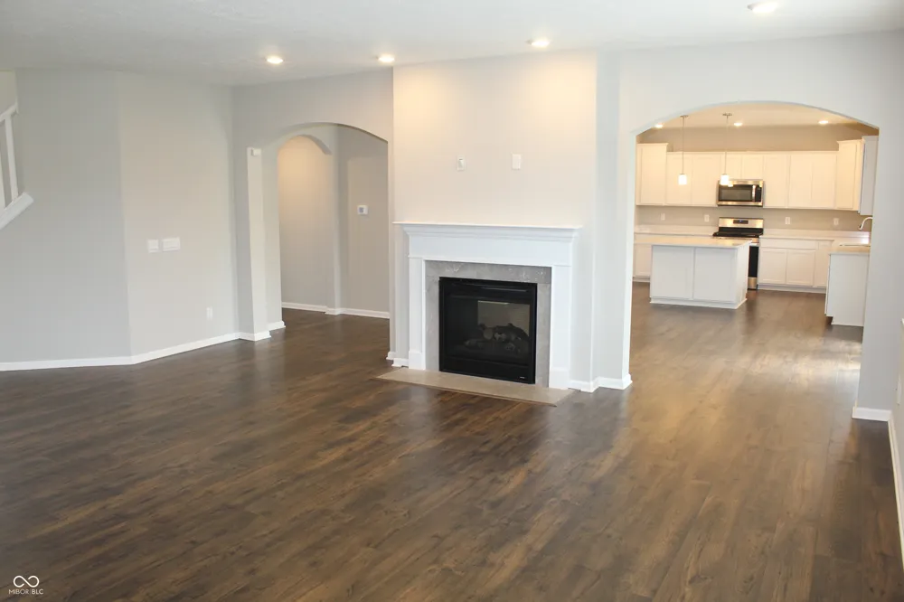 2360 Oakmont Drive Plainfield, IN 46168
